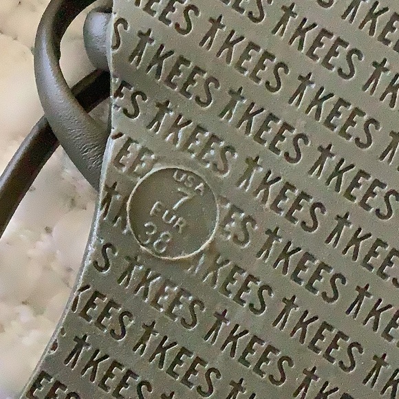 TKEES Olive Sloan Slides 7 - Picture 4 of 5